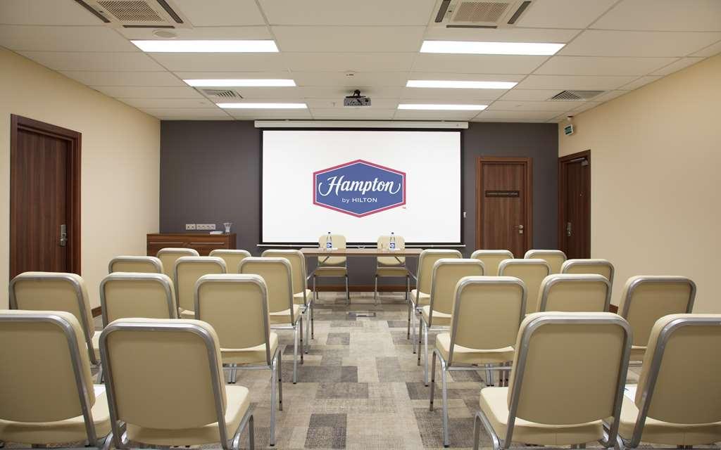 Hampton By Hilton Minsk City Centre Facilidades foto