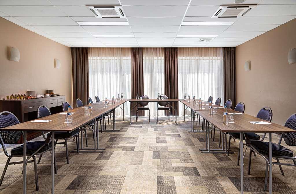Hampton By Hilton Minsk City Centre Facilidades foto