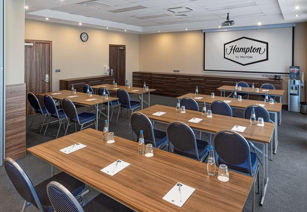 Hampton By Hilton Minsk City Centre Facilidades foto