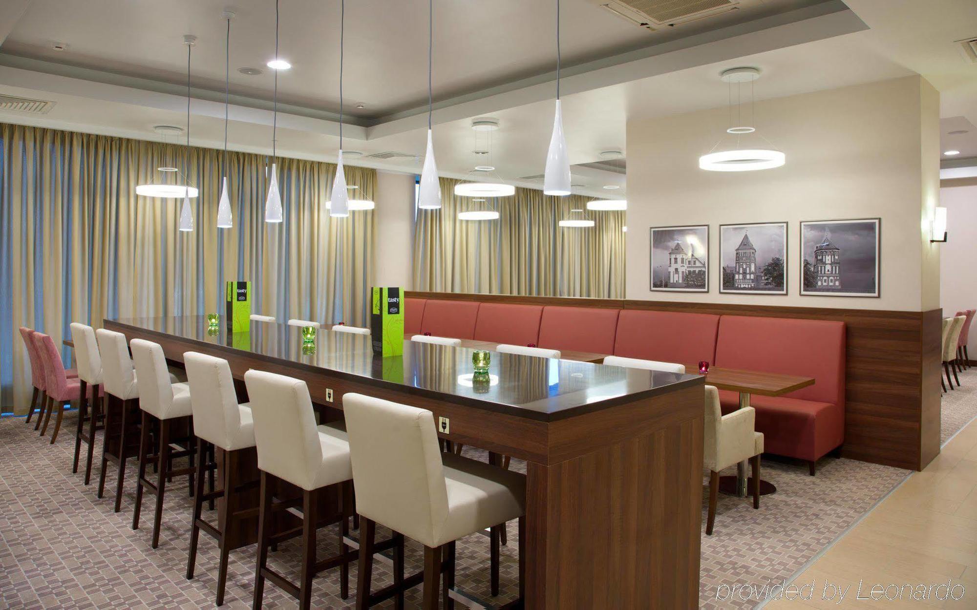 Hampton By Hilton Minsk City Centre Exterior foto